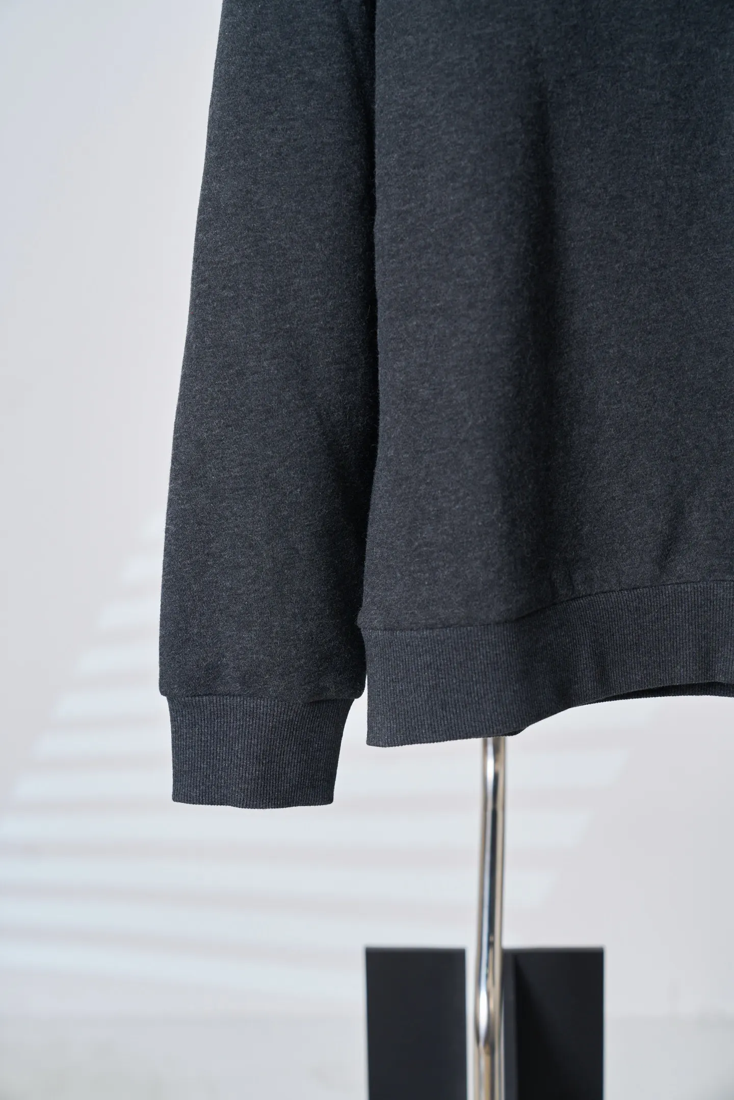 Embroidered Logo Fleece Sweatshirt D28019113 — view 10