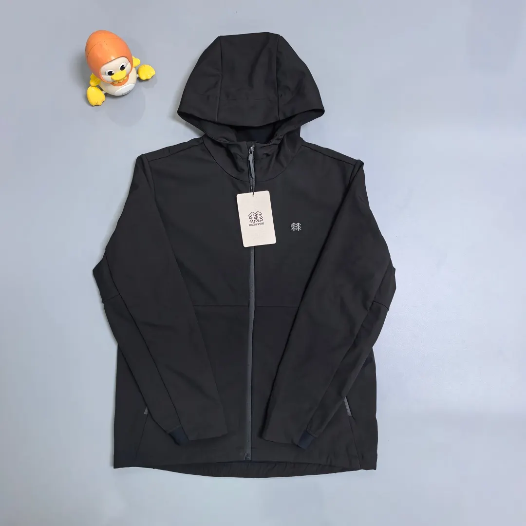 Fleece-Lined Hooded Softshell Jacket D28018970