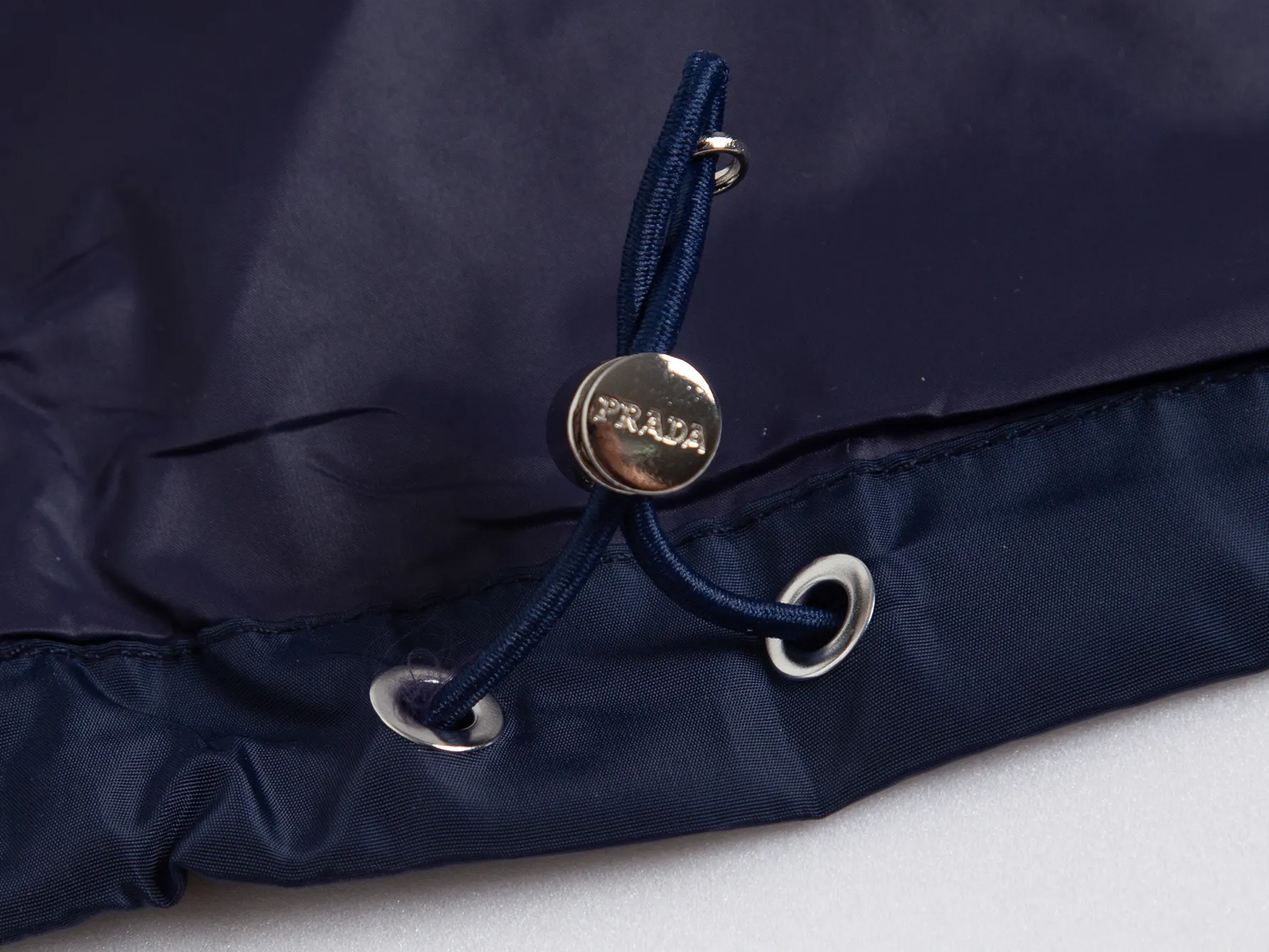 Logo-Plaque Hooded Windbreaker Jacket D28016088 — view 4