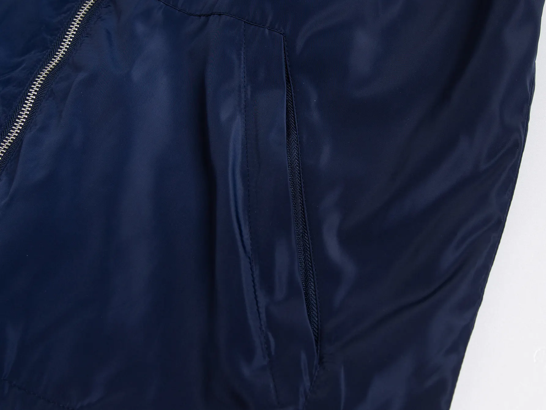 Logo-Plaque Hooded Windbreaker Jacket D28016088 — view 10