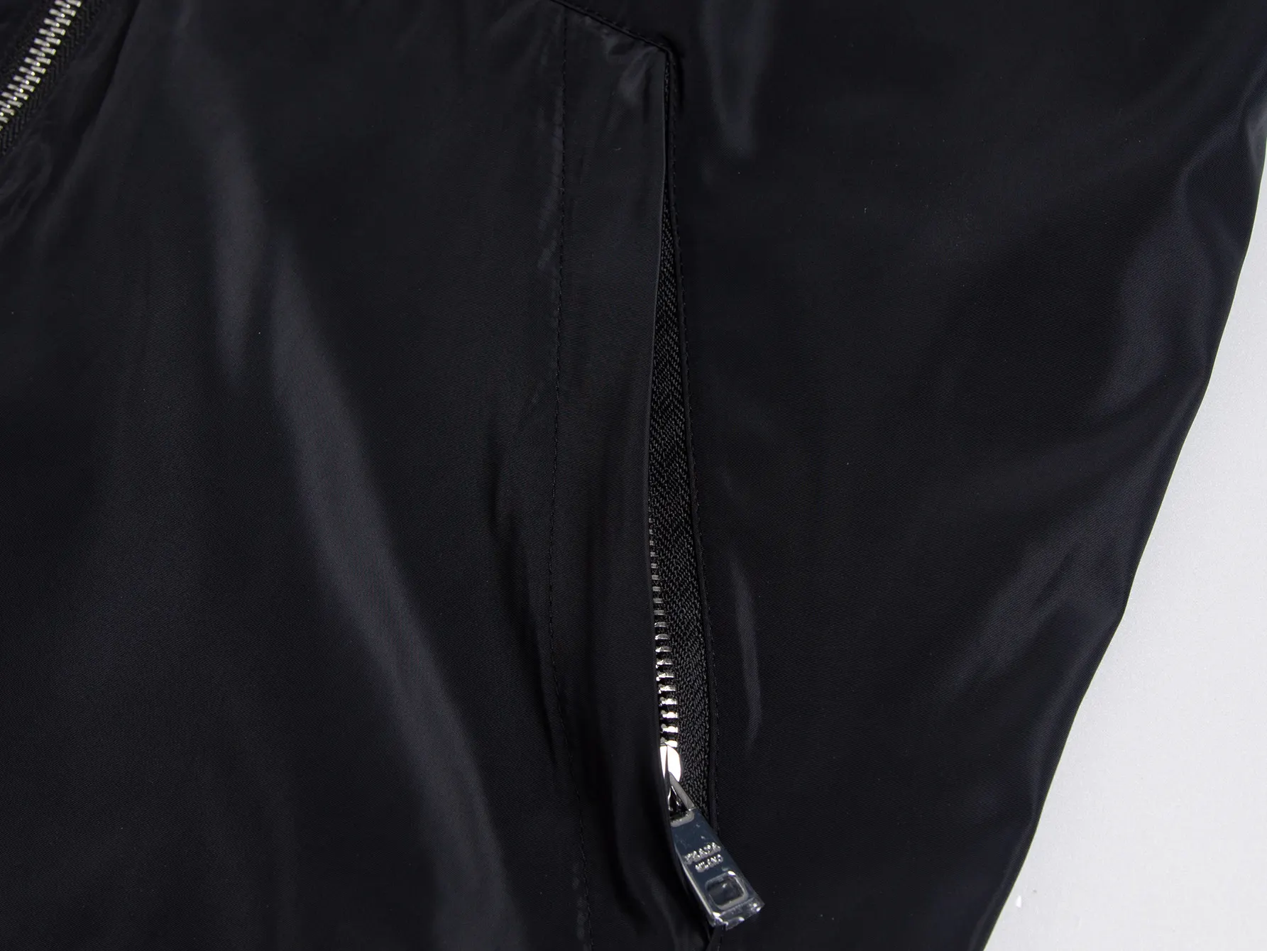 Logo-Plaque Hooded Windbreaker Jacket D28016089 — view 9