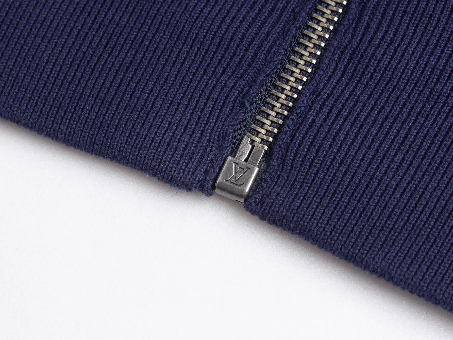 Monogram Embossed Cashmere-Blend Zip-Up Cardigan D28516006 — view 7