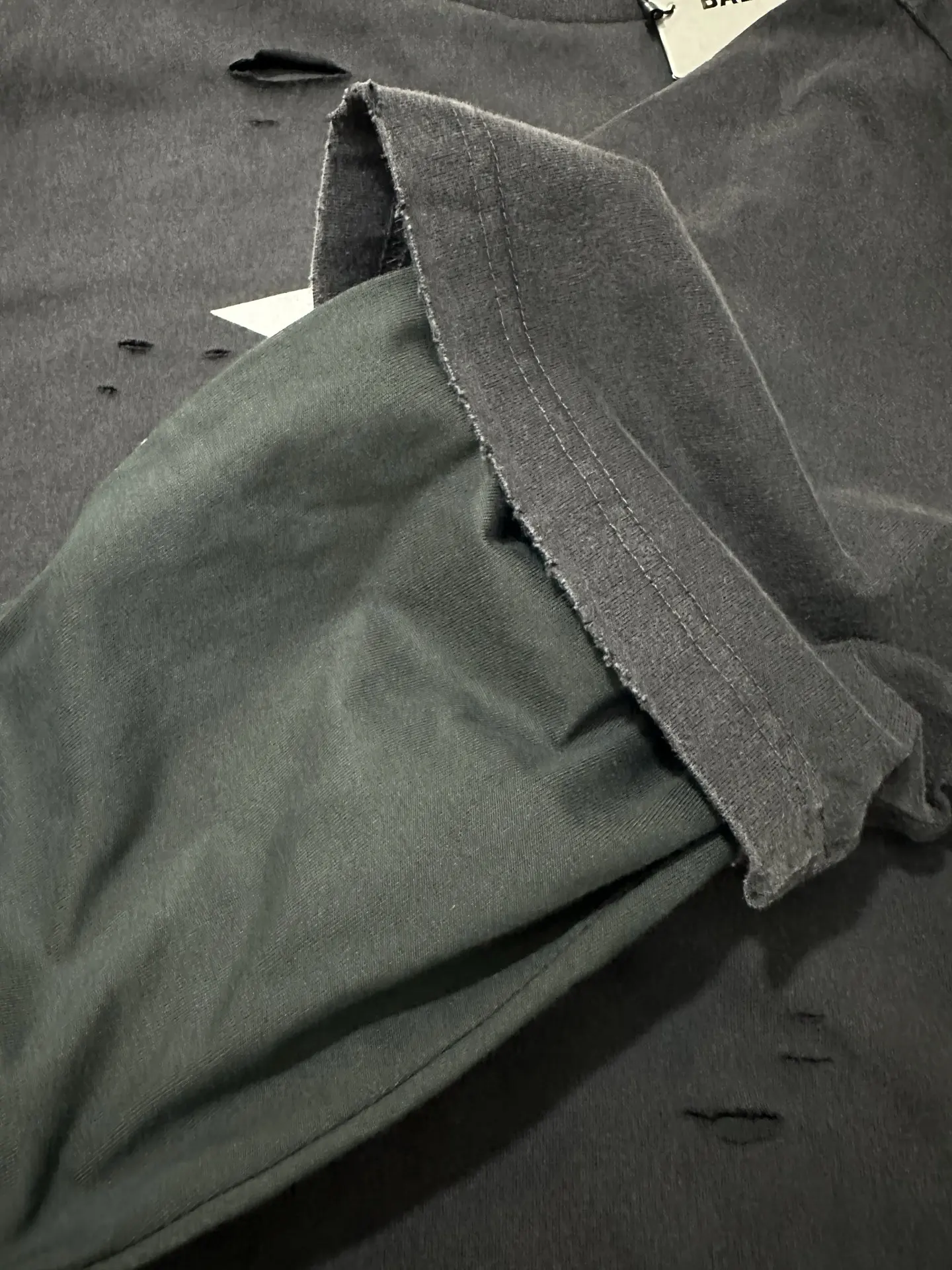 Distressed Double-Layer Long-Sleeve T-Shirt D28523100 — view 8