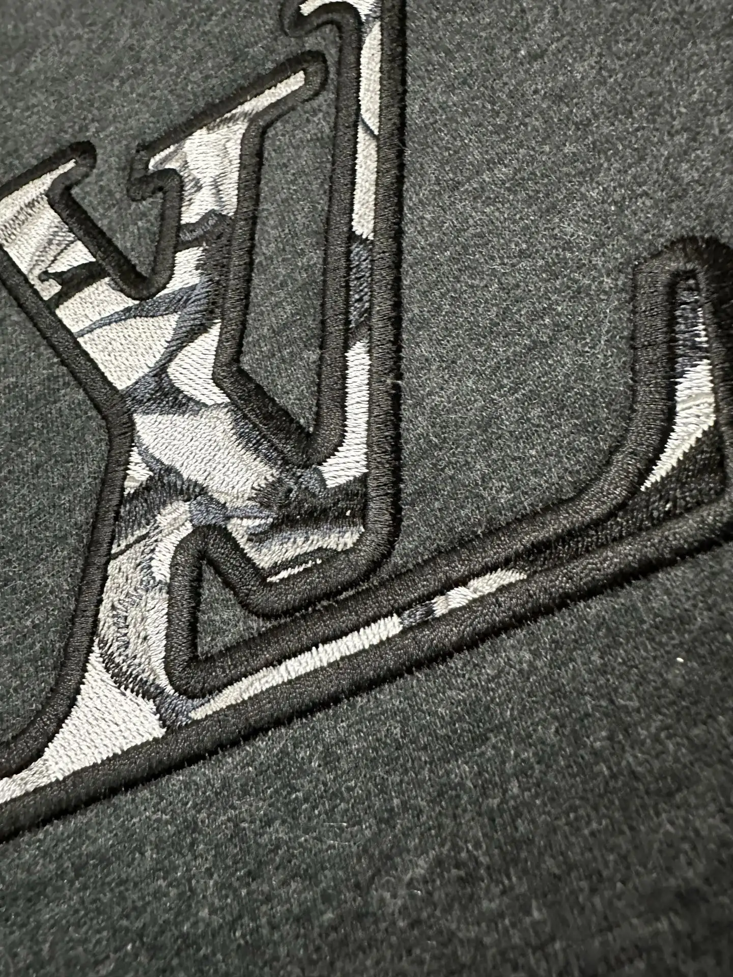 Embroidered Logo Fleece-Back Sweatshirt D28520542 — view 8