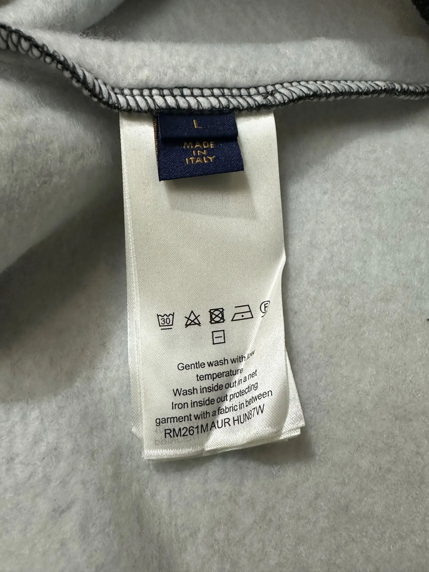 Embroidered Logo Fleece-Back Sweatshirt D28520542 — view 11