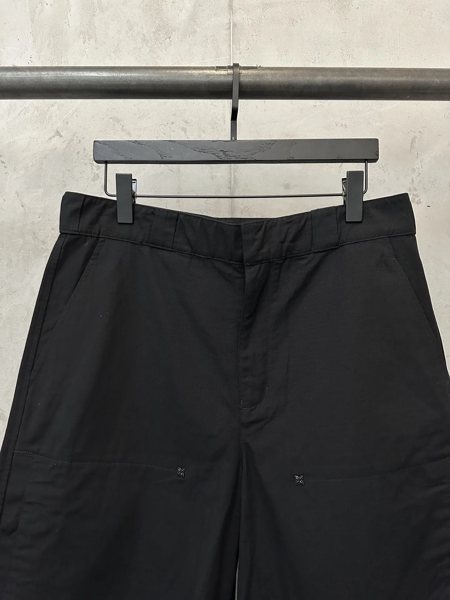 Cotton Ripstop Cargo Shorts D28522208 — view 3