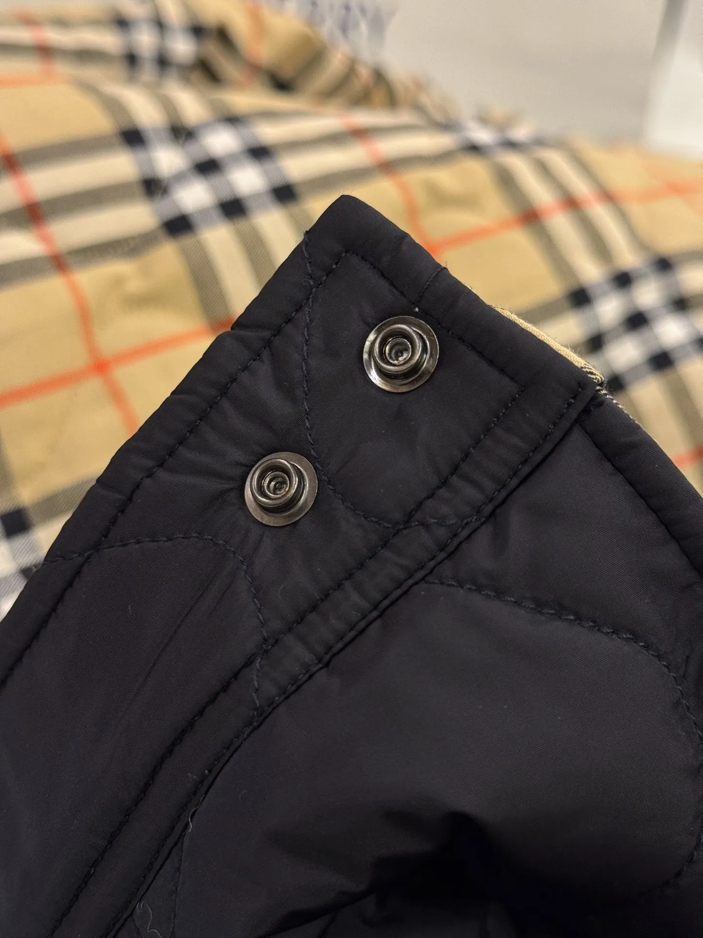 Reversible Check Quilted Jacket D28516019 — view 12