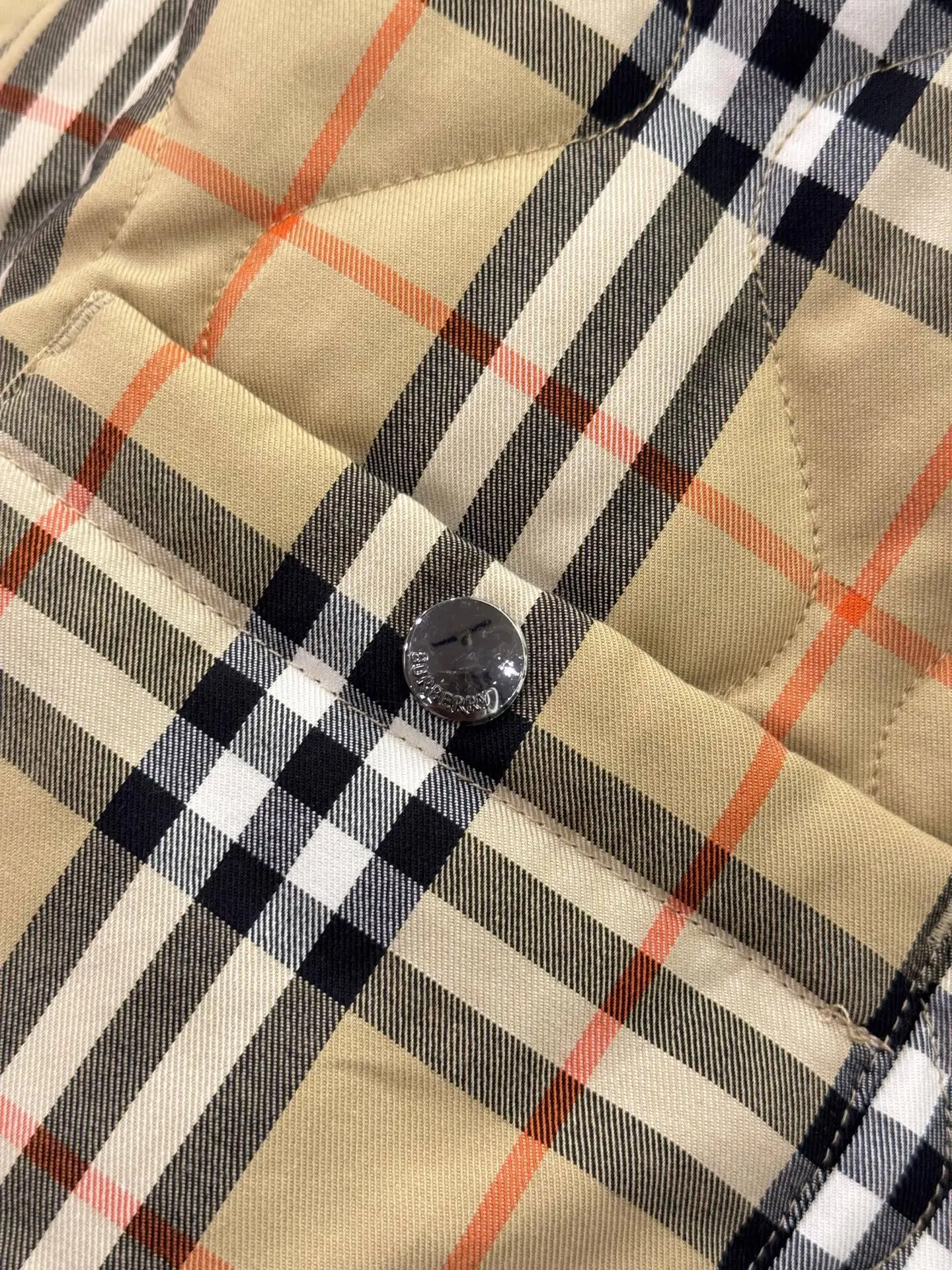 Reversible Check Quilted Jacket D28516019 — view 15