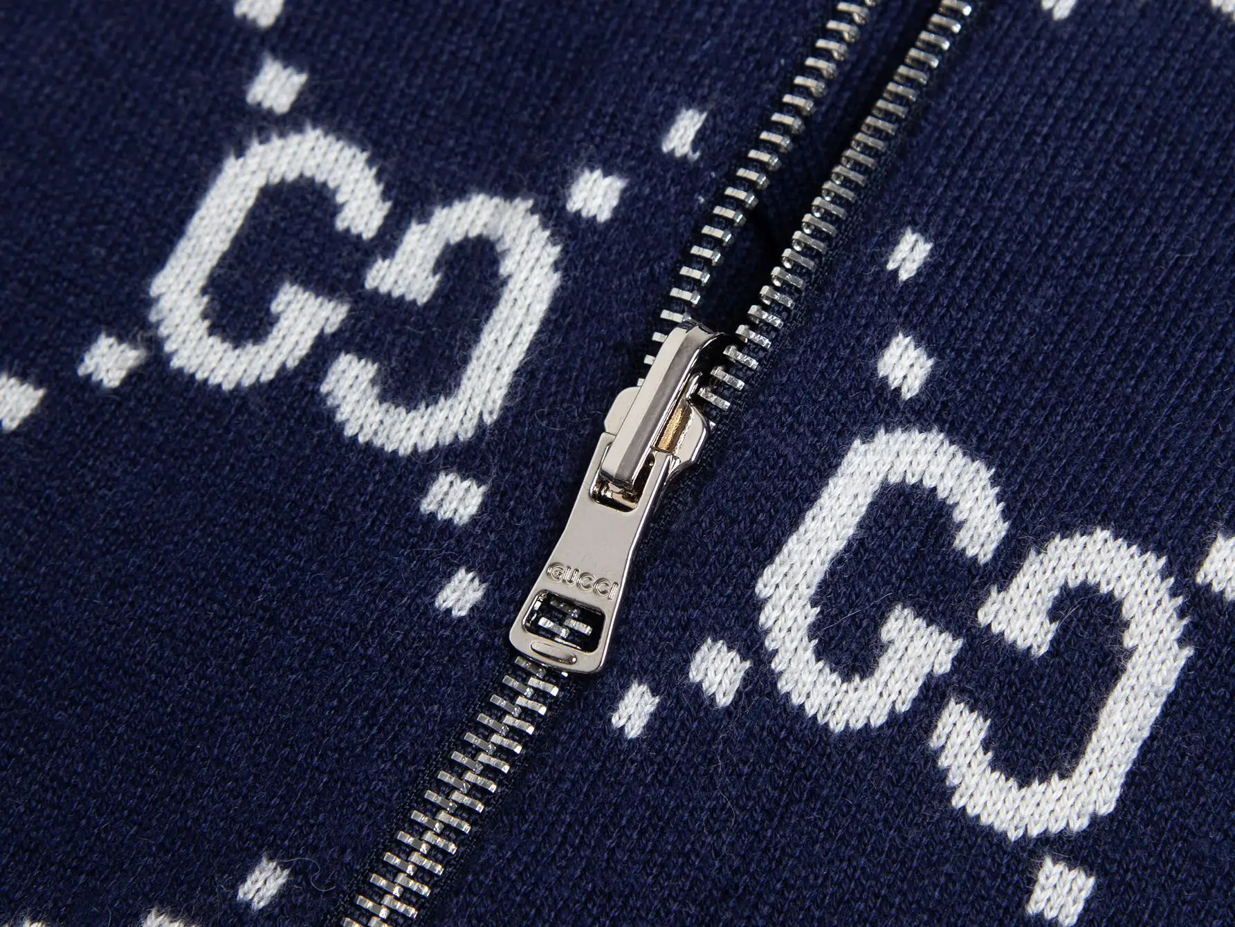 Reversible GG Jacquard Cashmere-Blend Hoodie D28515999 — view 8