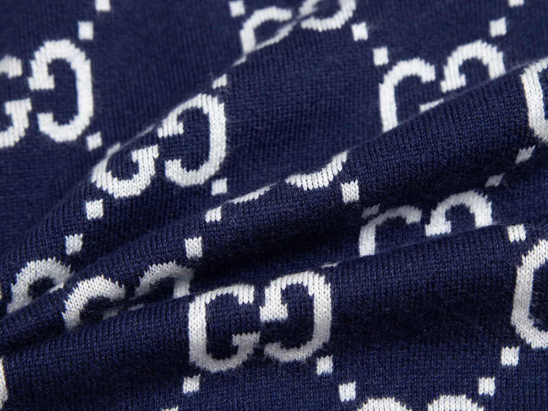 Reversible GG Jacquard Cashmere-Blend Hoodie D28515999 — view 10