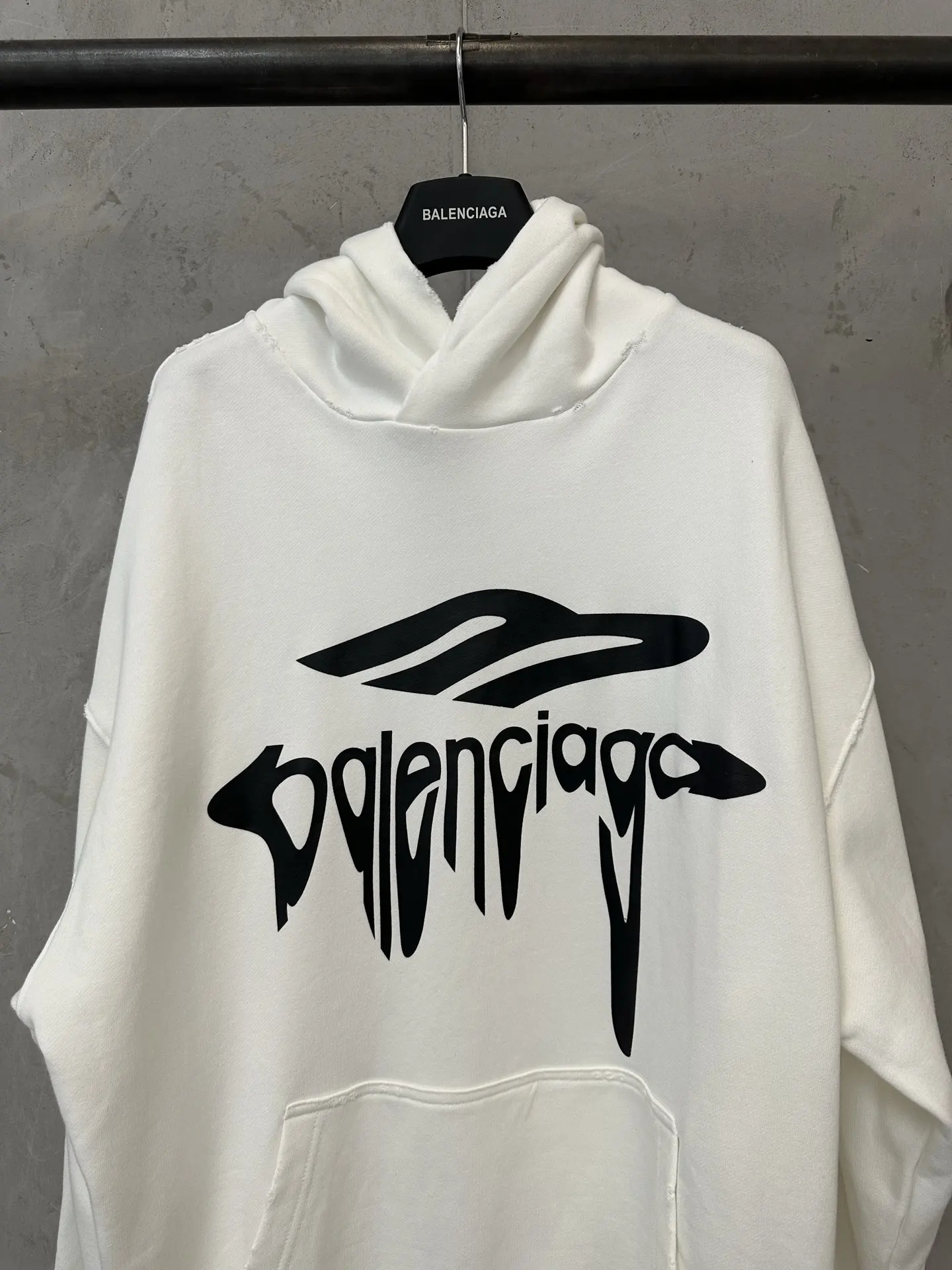 Logo Print Oversized Cotton Hoodie D29018882 — view 3