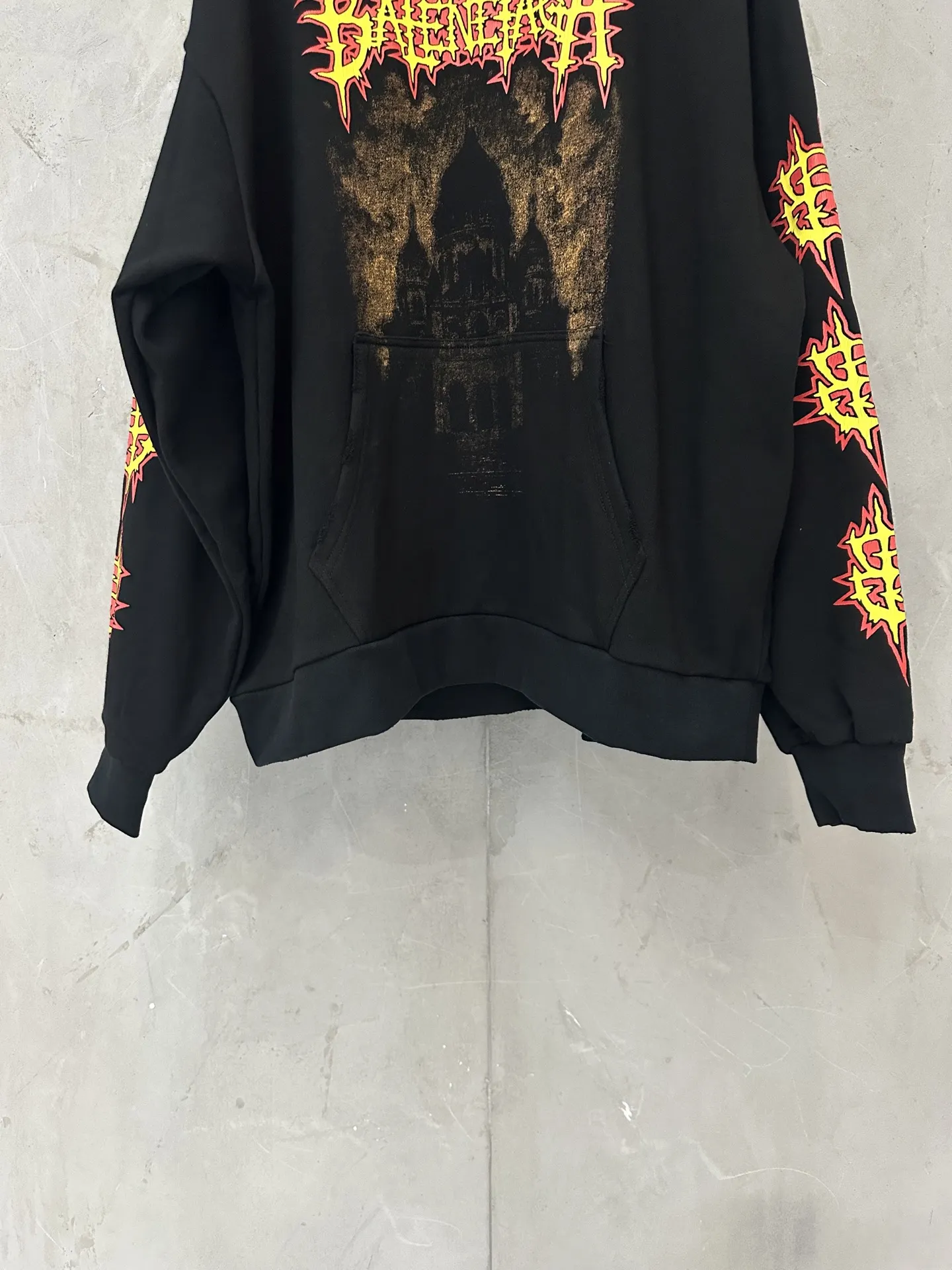 Sacre Coeur Graphic Print Oversized Hoodie D29011558 — view 4