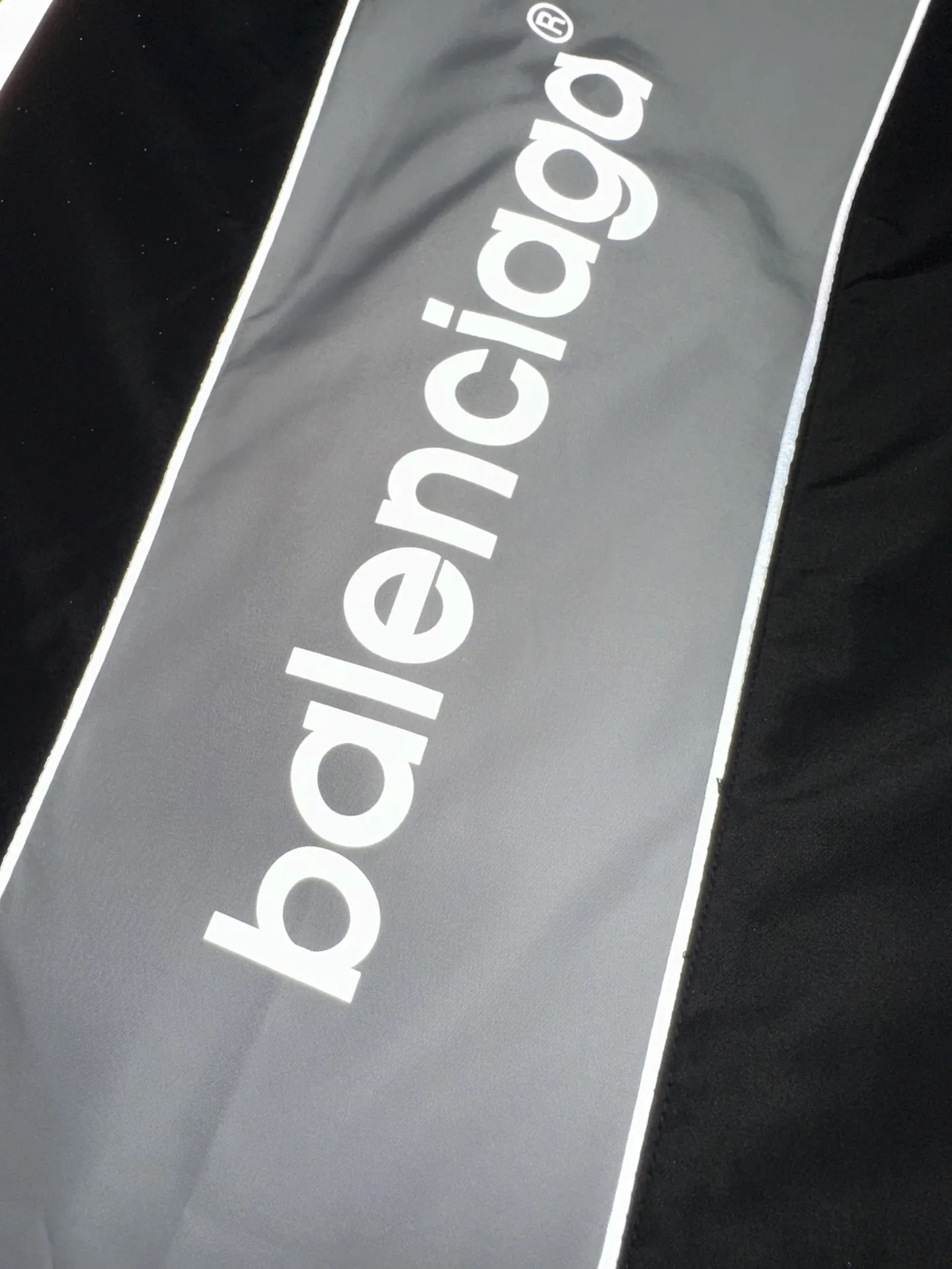 Color-Block Logo-Print Track Pants D29018937 — view 5