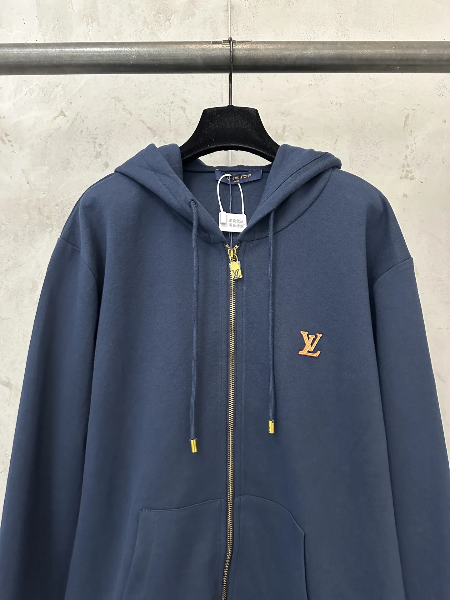 Logo-Embroidered Zip-Up Hoodie D29023116 — view 3