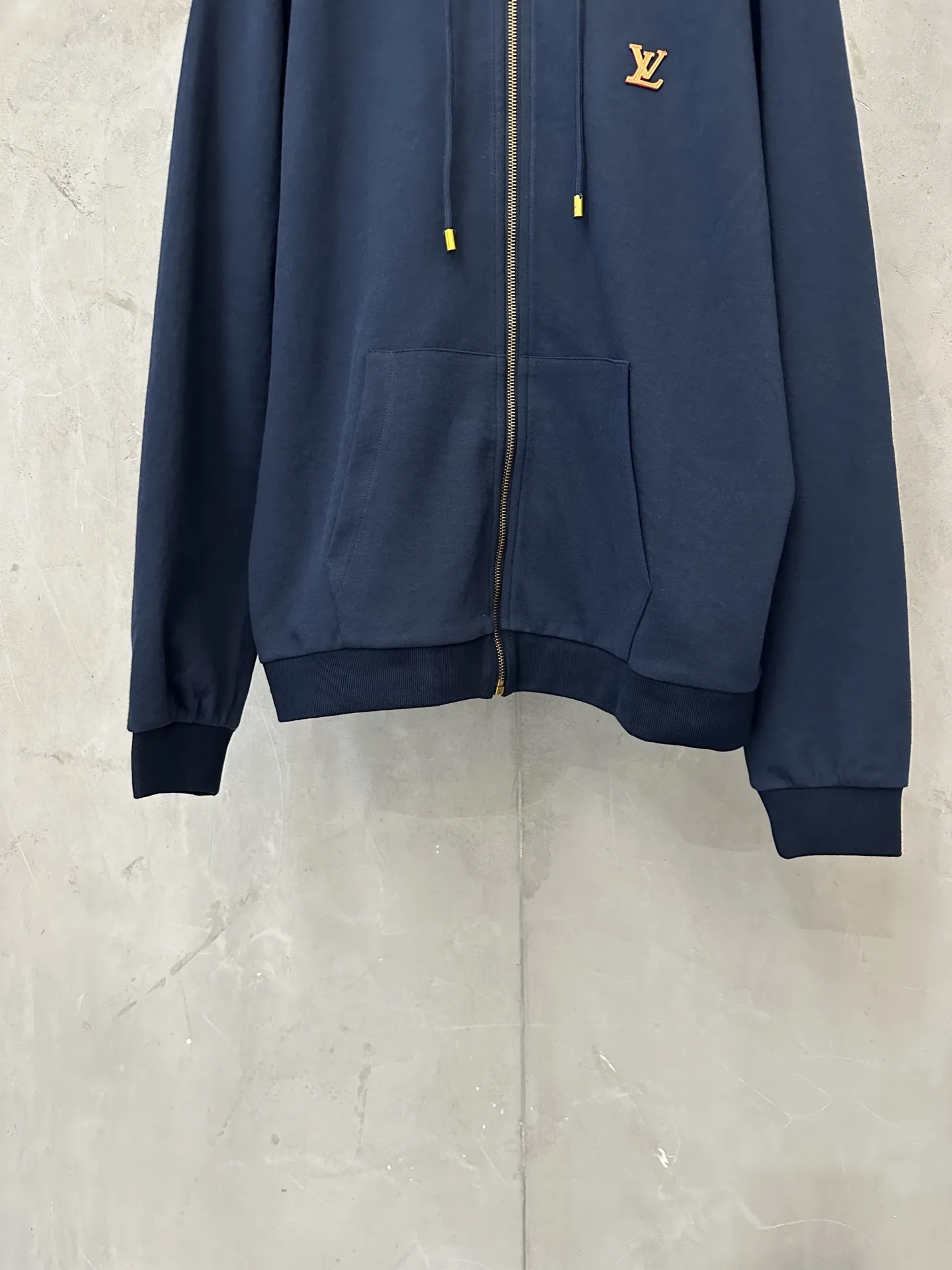 Logo-Embroidered Zip-Up Hoodie D29023116 — view 4