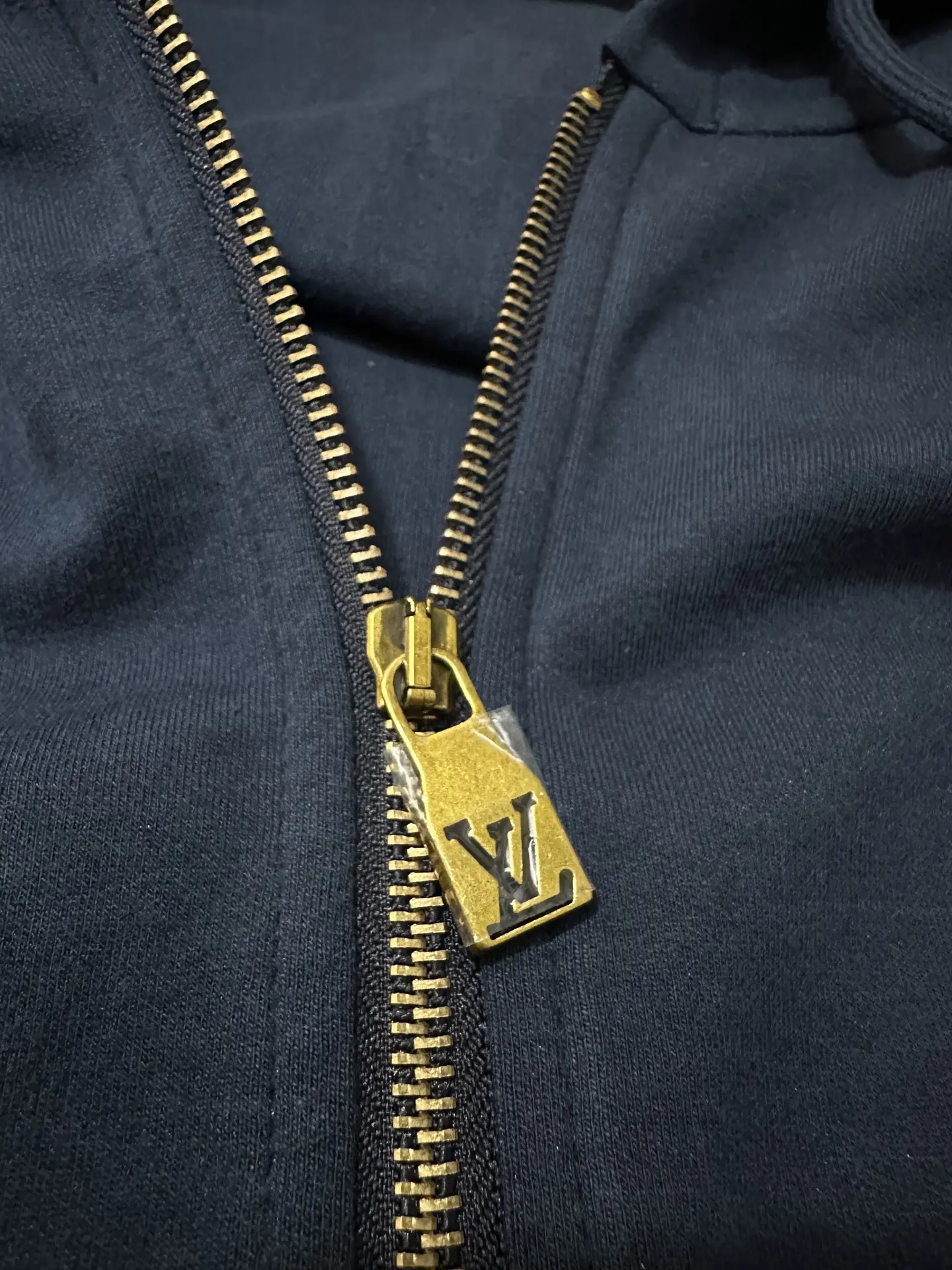 Logo-Embroidered Zip-Up Hoodie D29023116 — view 8