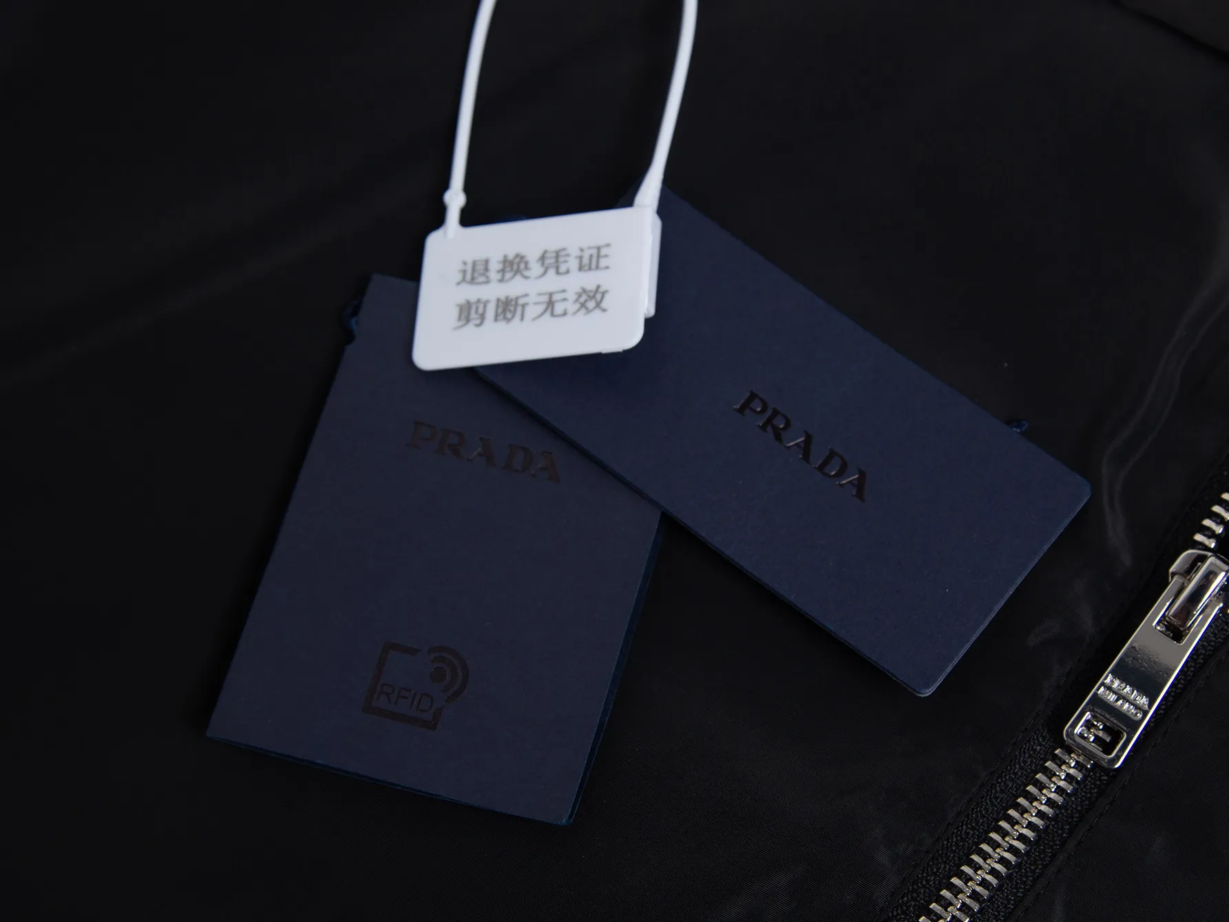 Logo-Patch Hooded Windbreaker Jacket D29016086 — view 9