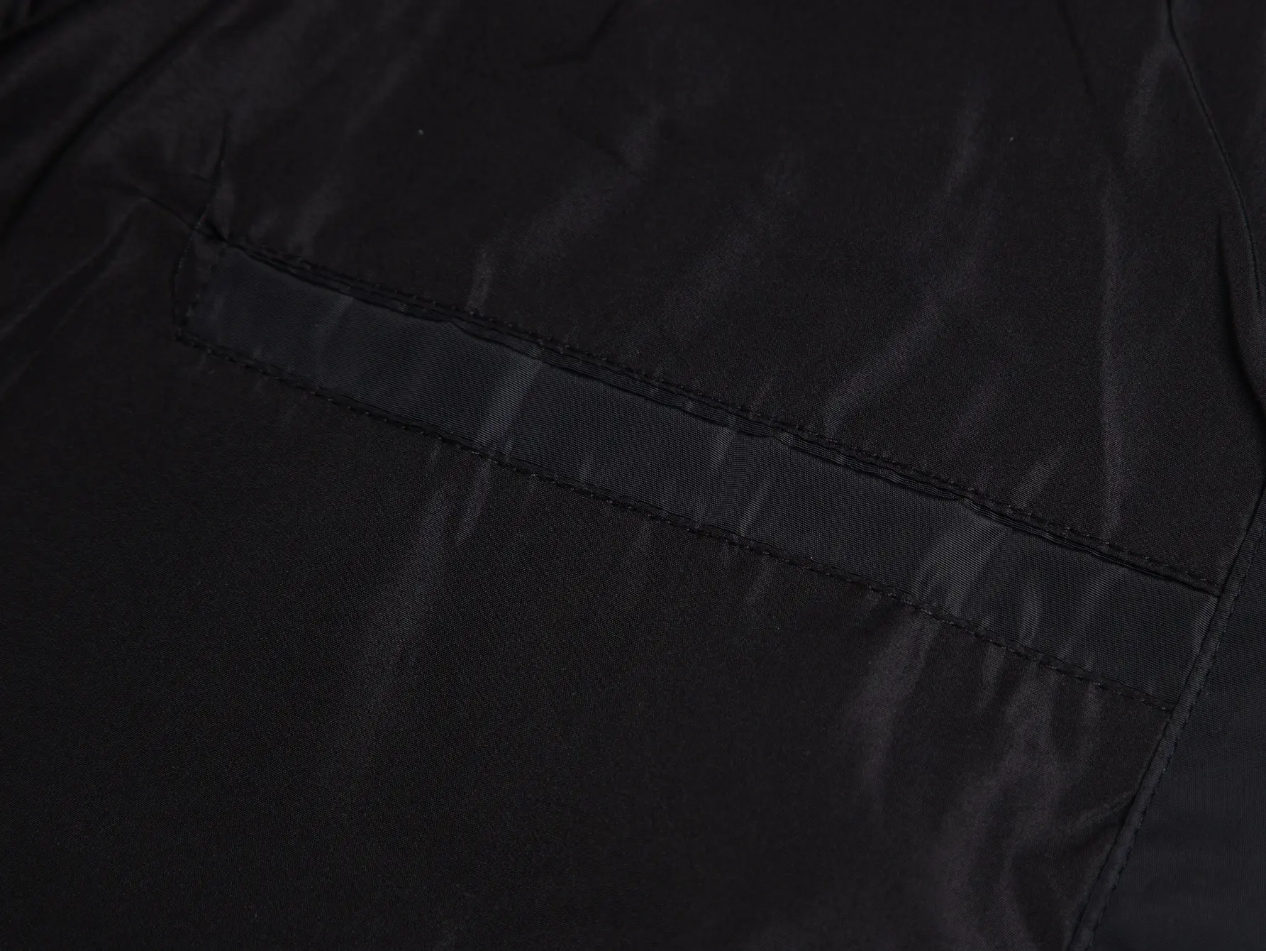 Logo-Patch Hooded Windbreaker Jacket D29016086 — view 10