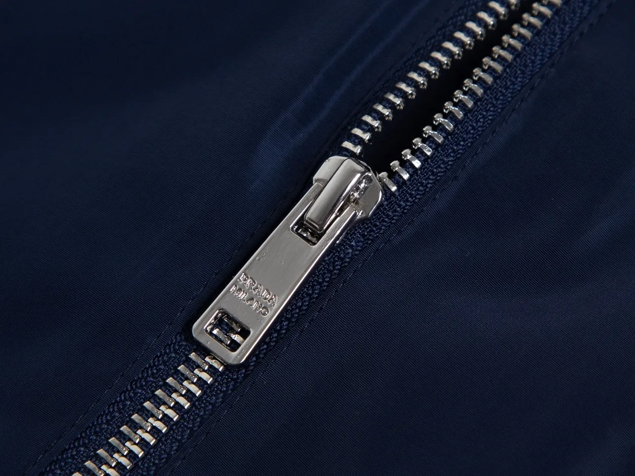 Logo-Patch Hooded Windbreaker Jacket D29016087 — view 6