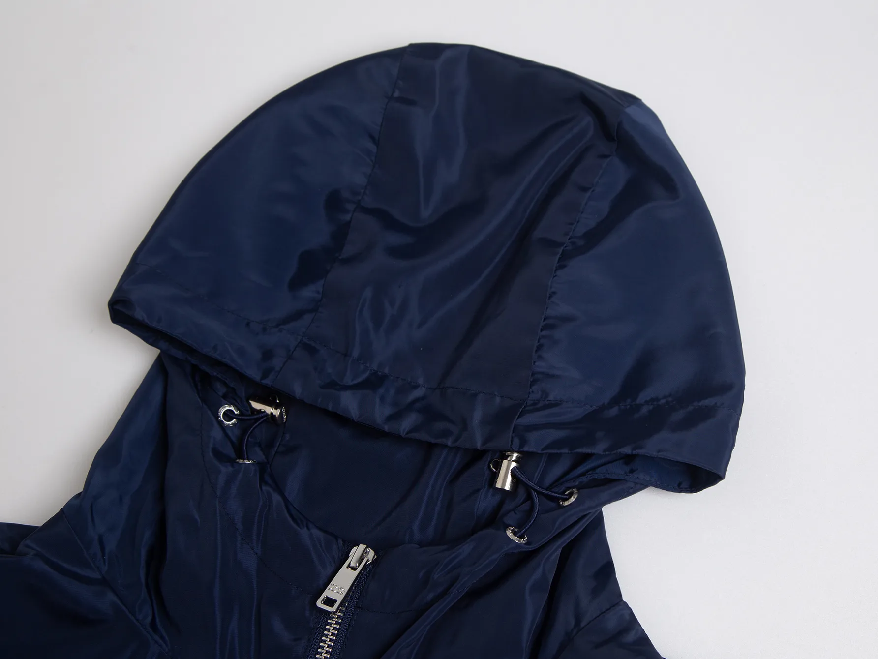 Logo-Patch Hooded Windbreaker Jacket D29016087 — view 7