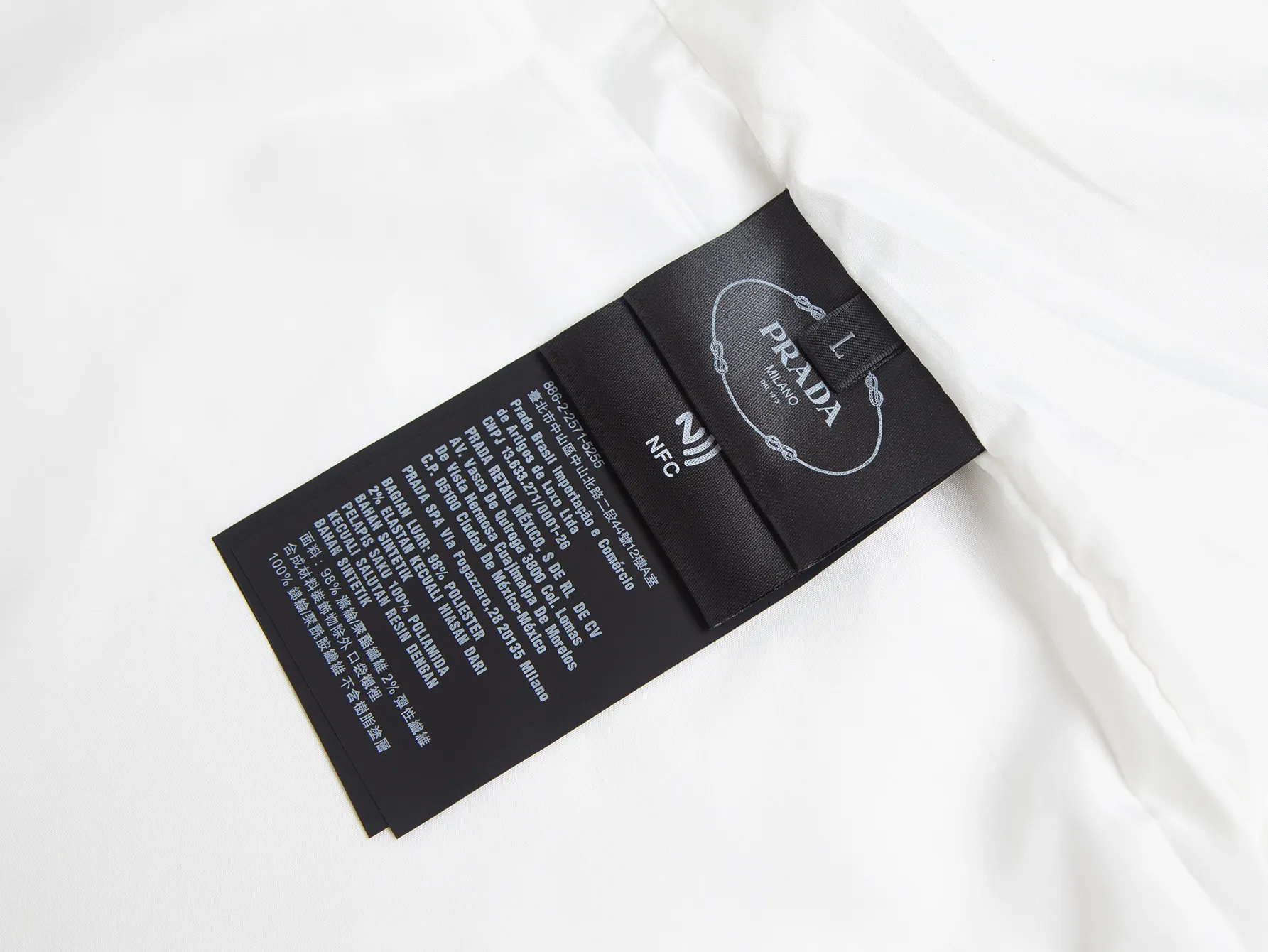 Logo-Patch Hooded Windbreaker Jacket D29016085 — view 7