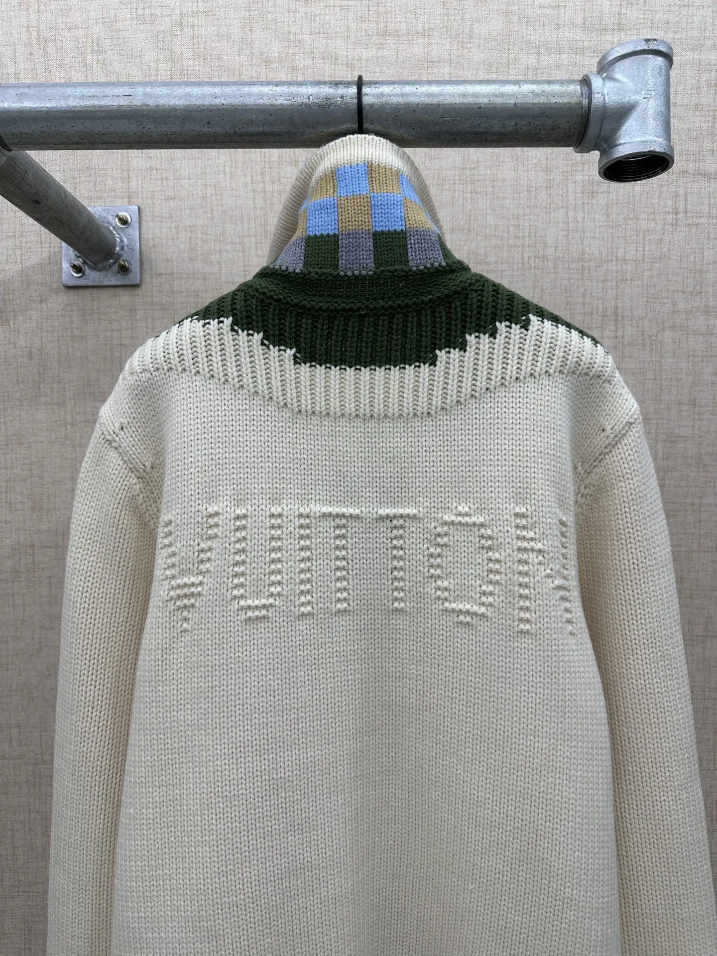 Contrast Collar Cashmere-Blend Zip-Up Cardigan D29515986 — view 4