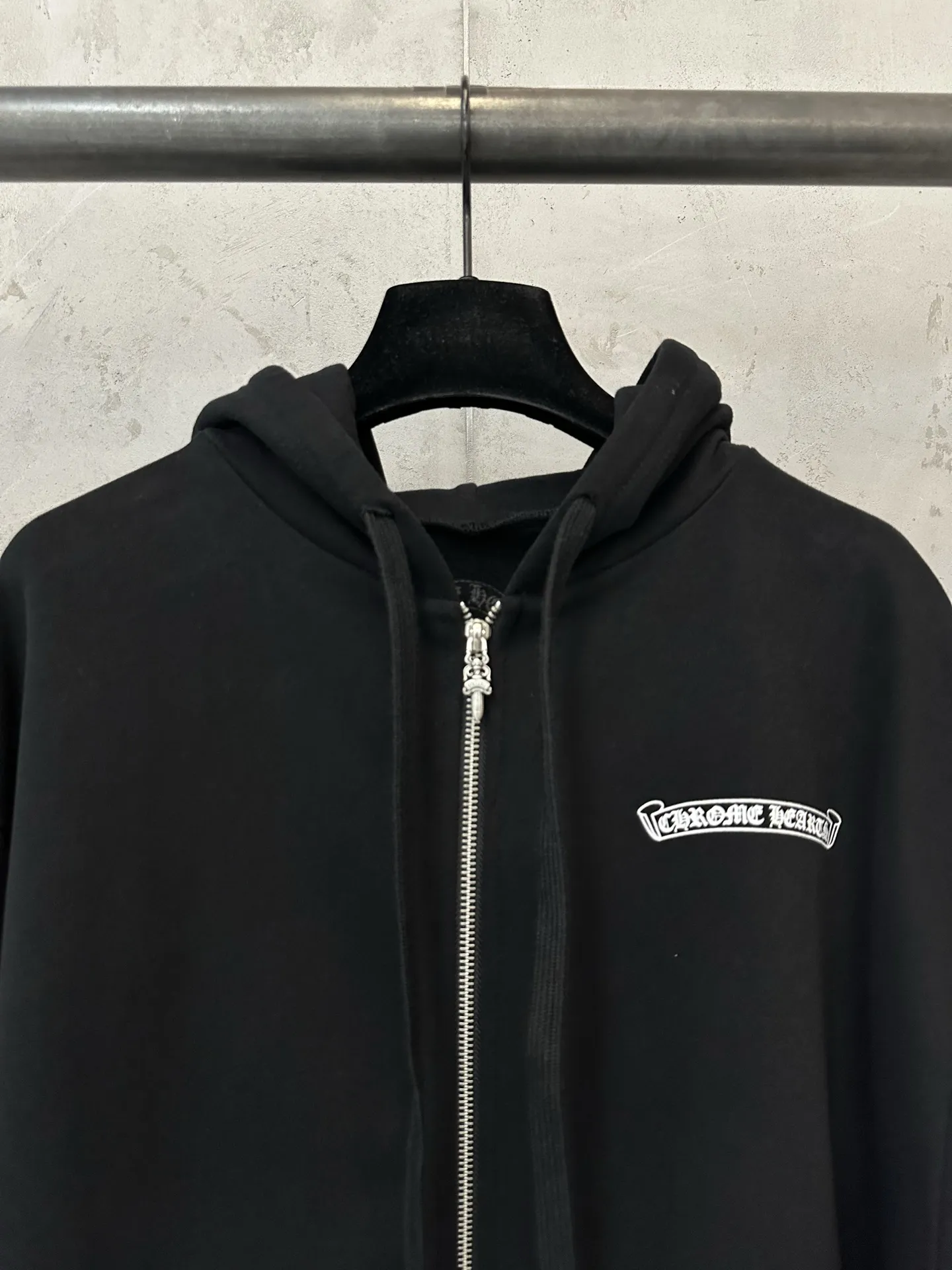Logo-Print Zip-Up Cotton Hoodie D30023137 — view 5