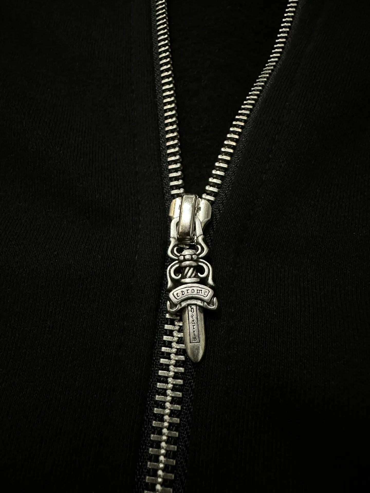 Logo-Print Zip-Up Cotton Hoodie D30023137 — view 6