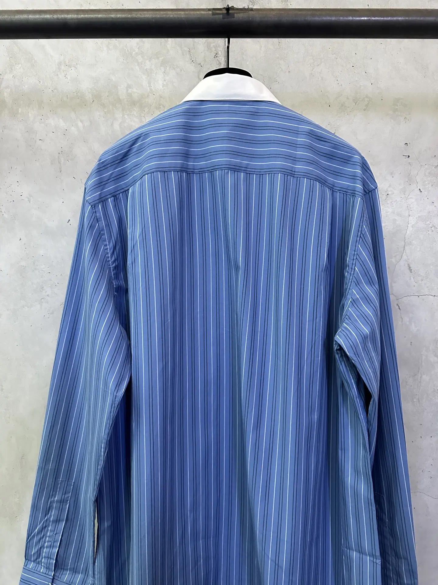 Contrast Collar Striped Cotton Shirt D30015303 — view 5