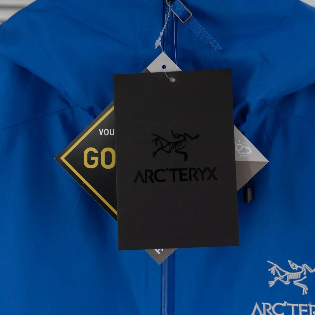 Beta LT GORE-TEX Hooded Shell Jacket D30023658 — view 11
