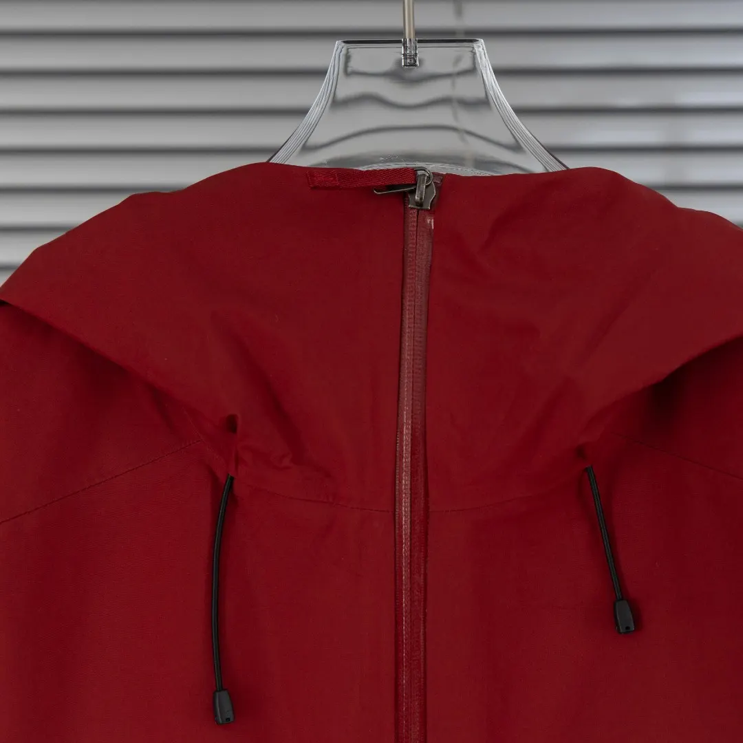 Beta LT GORE-TEX Hooded Shell Jacket D30023654 — view 4
