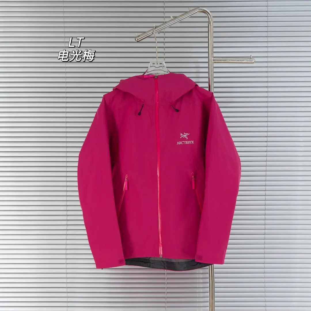 Beta LT GORE-TEX Waterproof Shell Jacket D30023652