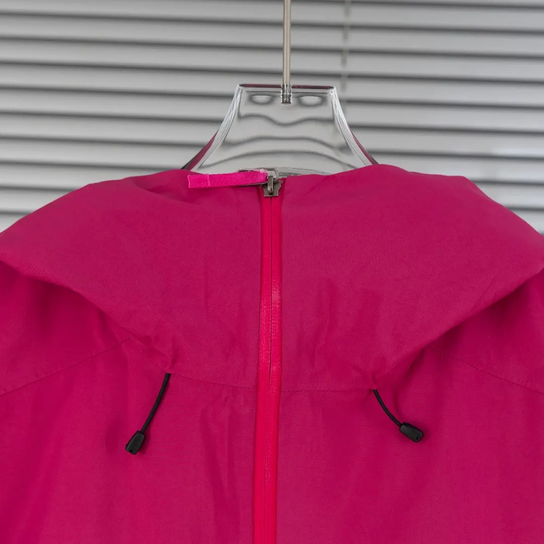 Beta LT GORE-TEX Waterproof Shell Jacket D30023652 — view 4