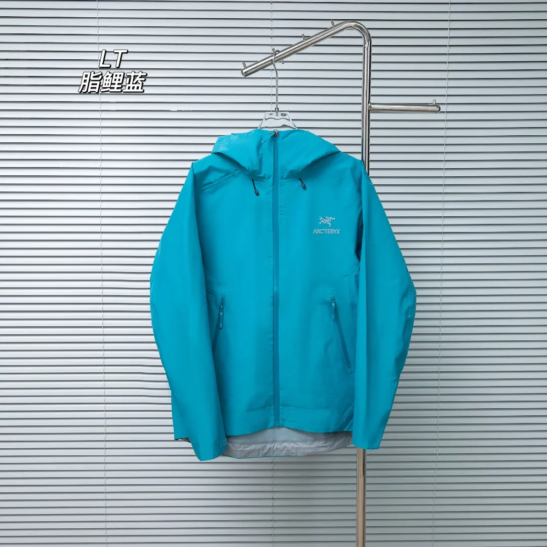 Beta LT GORE-TEX Hooded Shell Jacket D30023644
