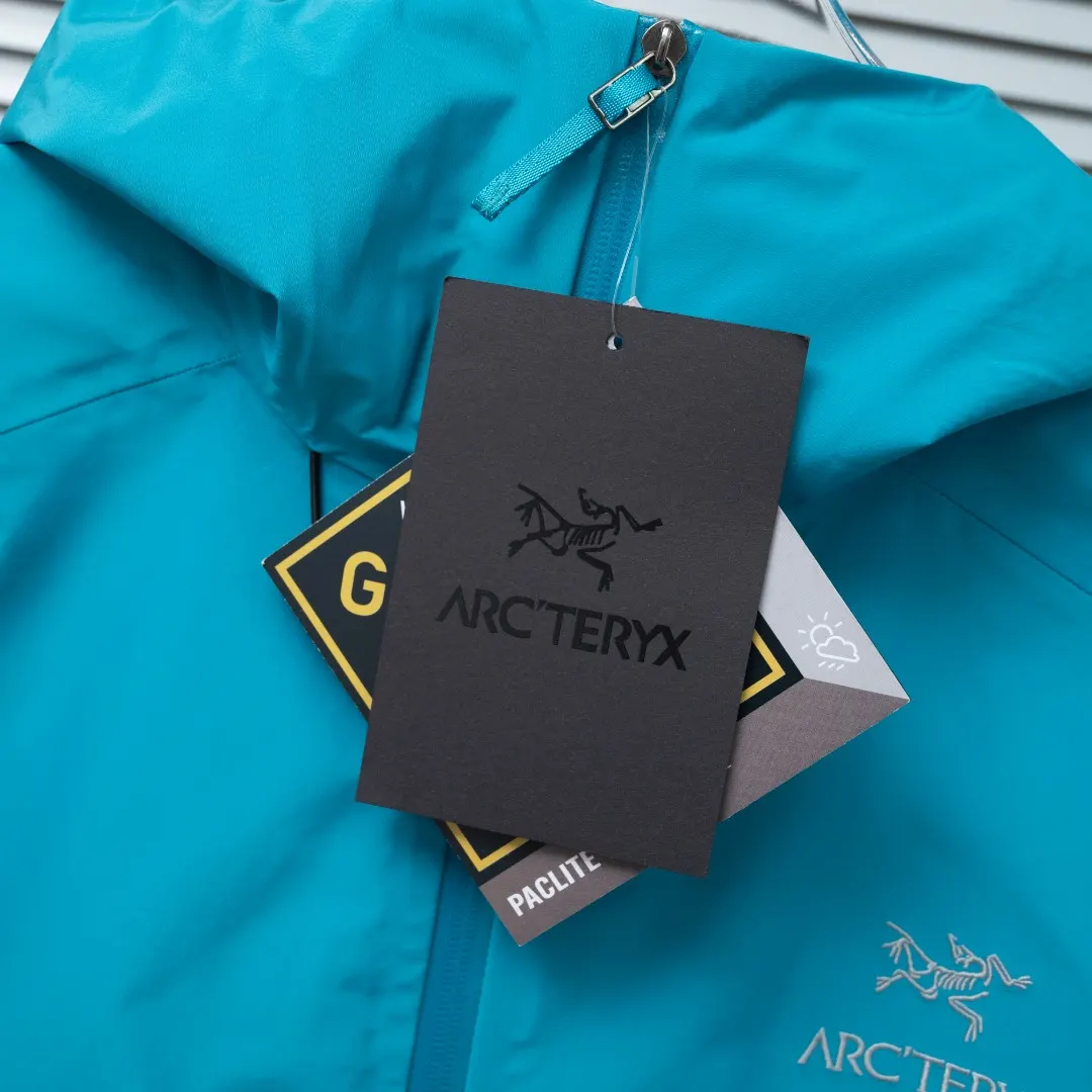 Beta LT GORE-TEX Hooded Shell Jacket D30023644 — view 11