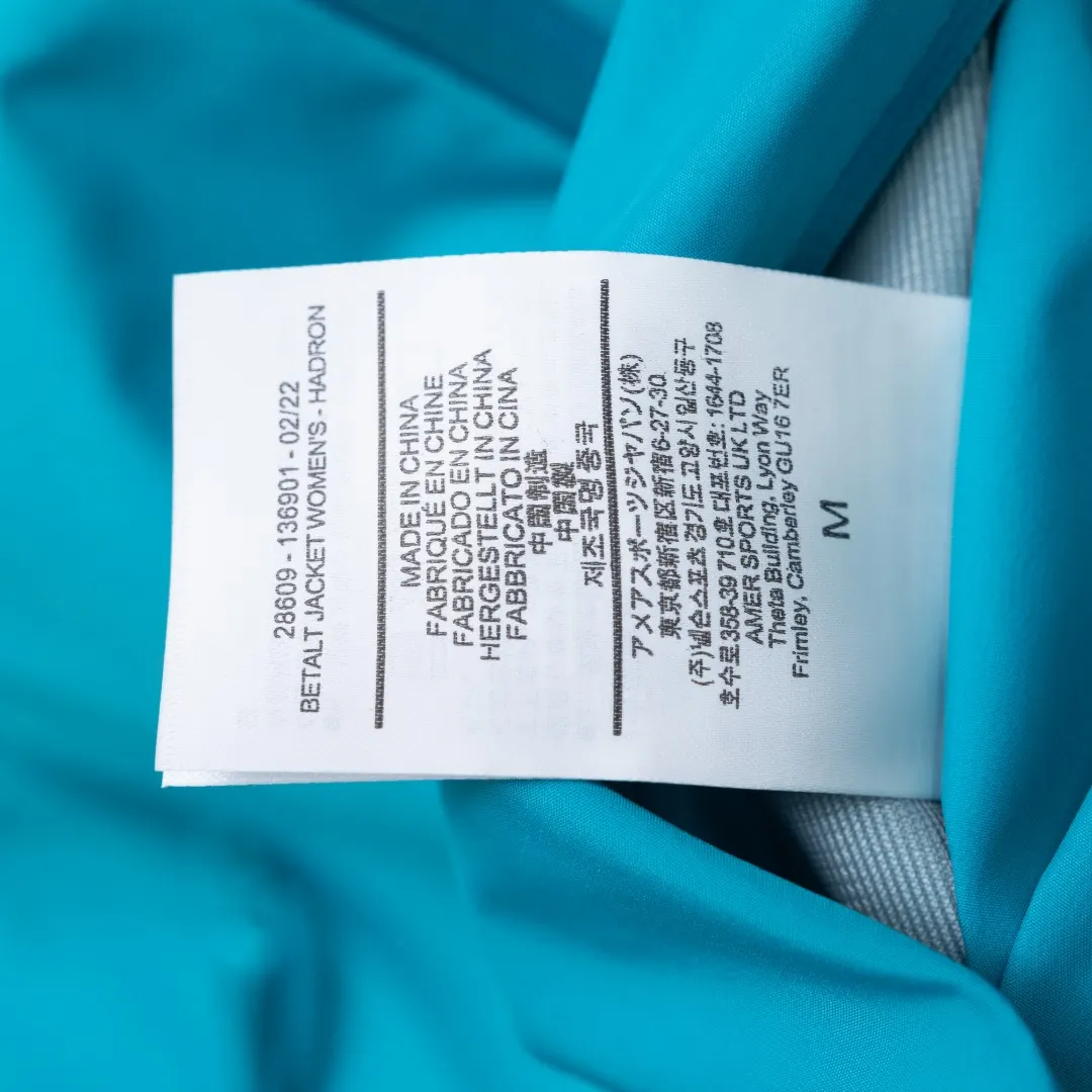Beta LT GORE-TEX Hooded Shell Jacket D30023644 — view 12