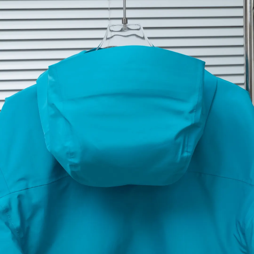 Beta LT GORE-TEX Hooded Shell Jacket D30023644 — view 14