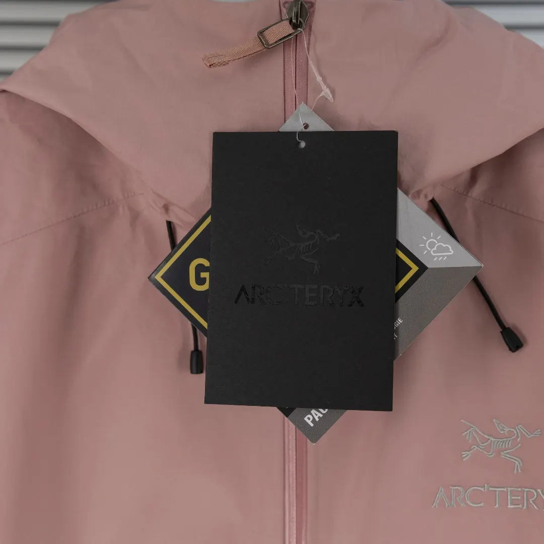 Beta LT GORE-TEX Hooded Shell Jacket D30023655 — view 11