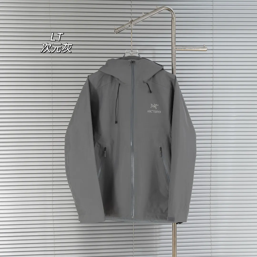Beta LT GORE-TEX Hooded Shell Jacket D30023653