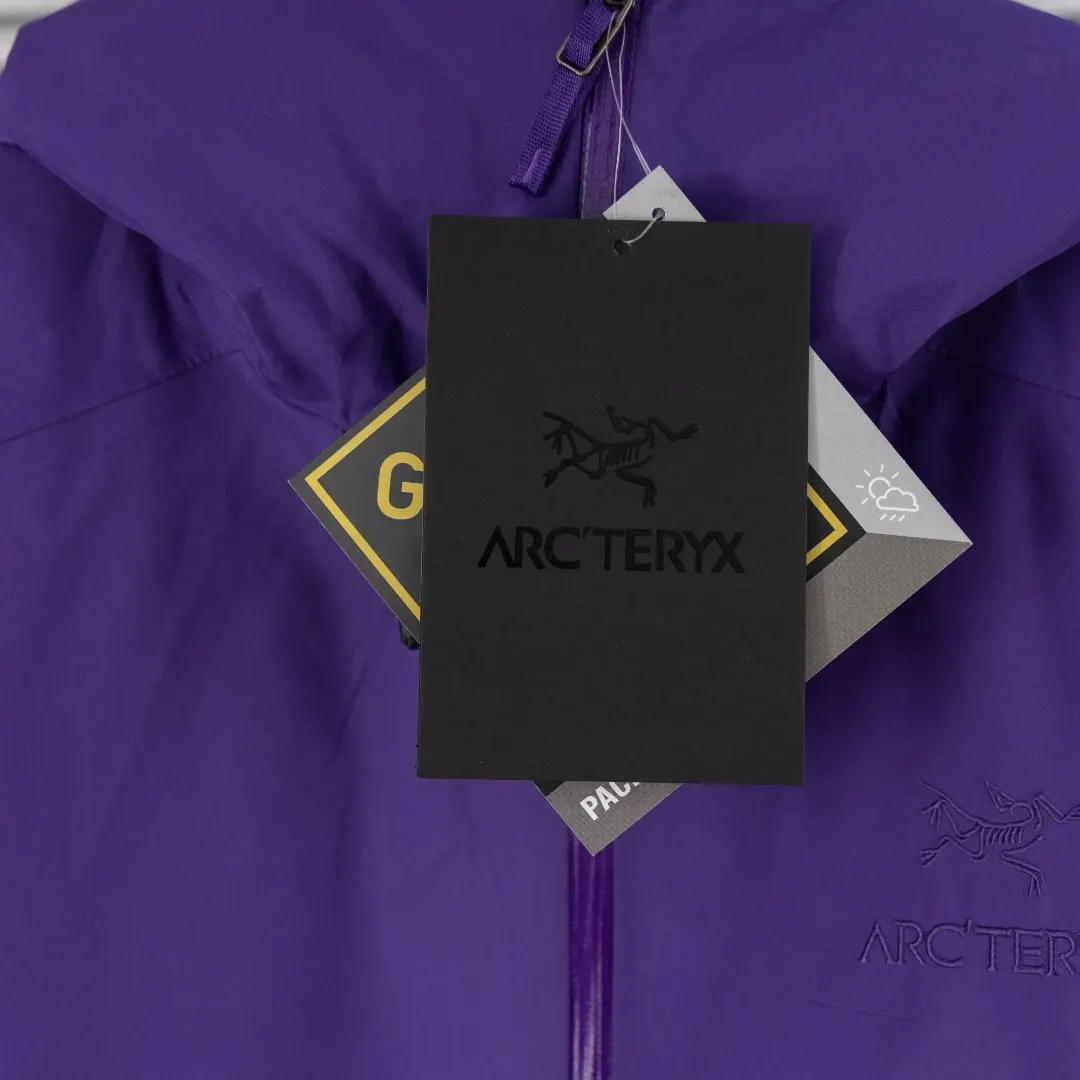 Beta LT GORE-TEX Hooded Shell Jacket D30023646 — view 11