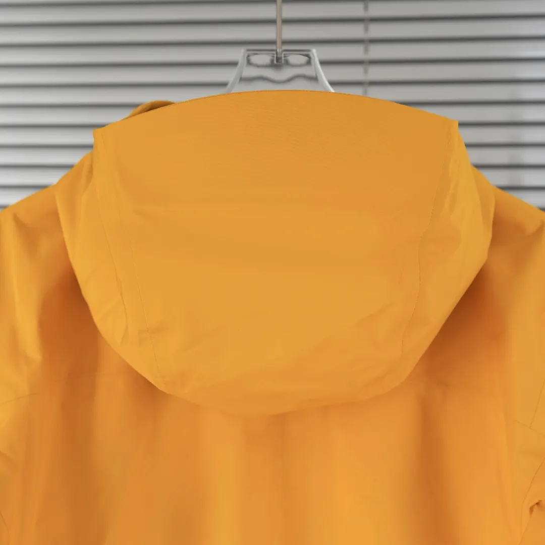 Beta LT GORE-TEX Hooded Shell Jacket D30023659 — view 13