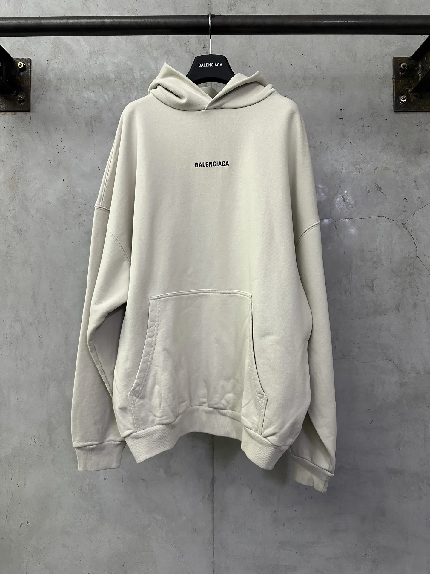 Logo Embroidery Oversized Cotton Hoodie D31018851