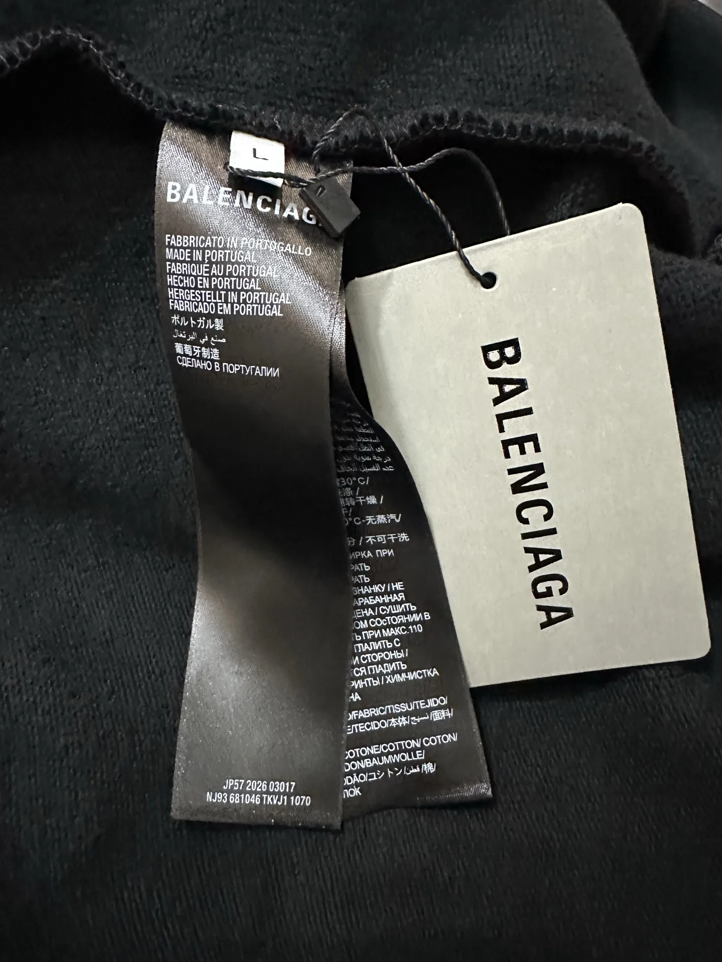 Graffiti Tape Logo Oversized Hoodie D31020524 — view 11
