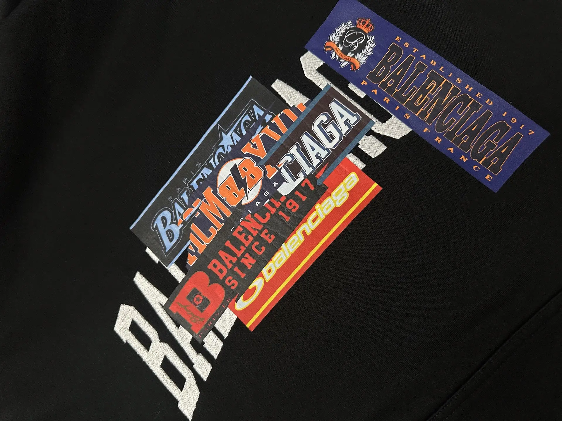 Sticker Stack Oversized Cotton Hoodie D31023155 — view 7