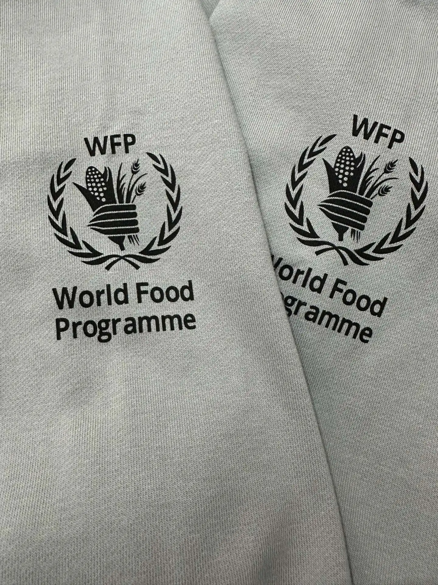 WFP Logo-Print Zip-Up Hoodie D31020526 — view 8