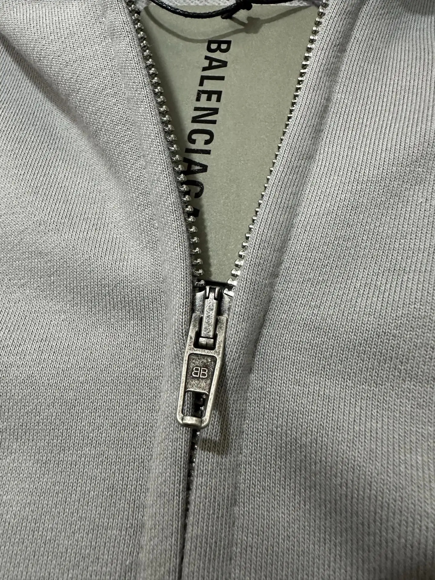 WFP Logo-Print Zip-Up Hoodie D31020526 — view 11