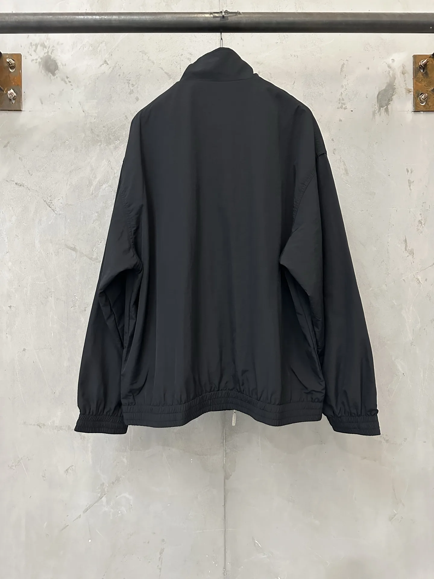Logo-Embroidered Stand-Collar Windbreaker Jacket D31023714 — view 2