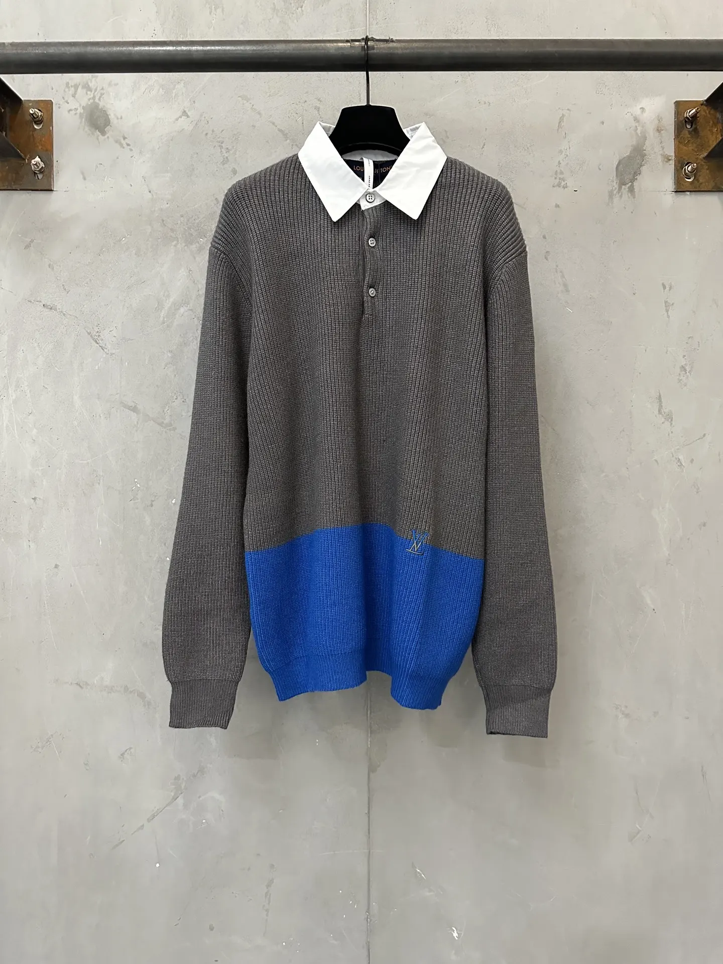 Logo Embroidered Wool-Cashmere Knit Polo Shirt D31023158
