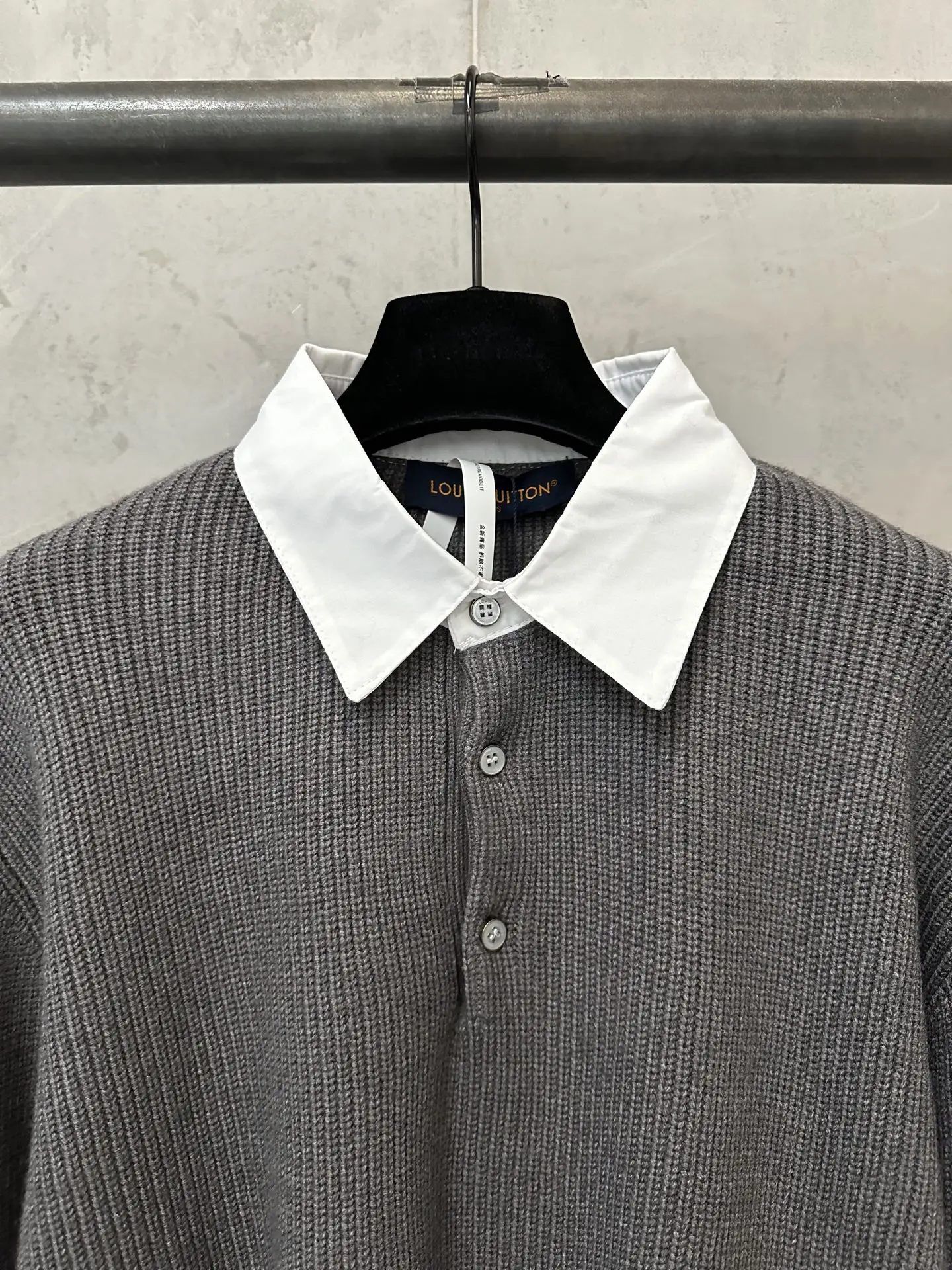 Logo Embroidered Wool-Cashmere Knit Polo Shirt D31023158 — view 5