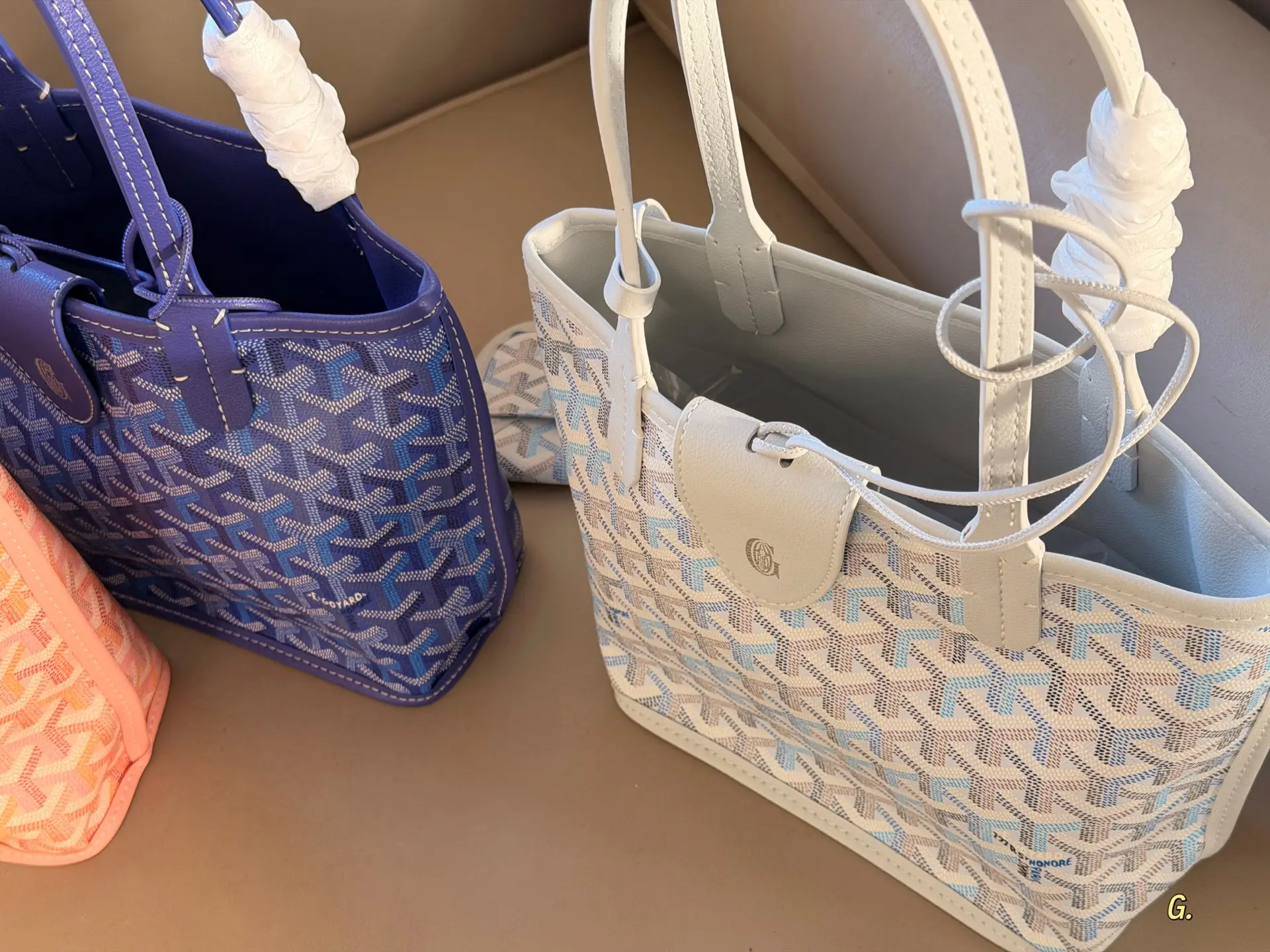 Goyard Mini Reversible Tote Bag D31018437 — view 2